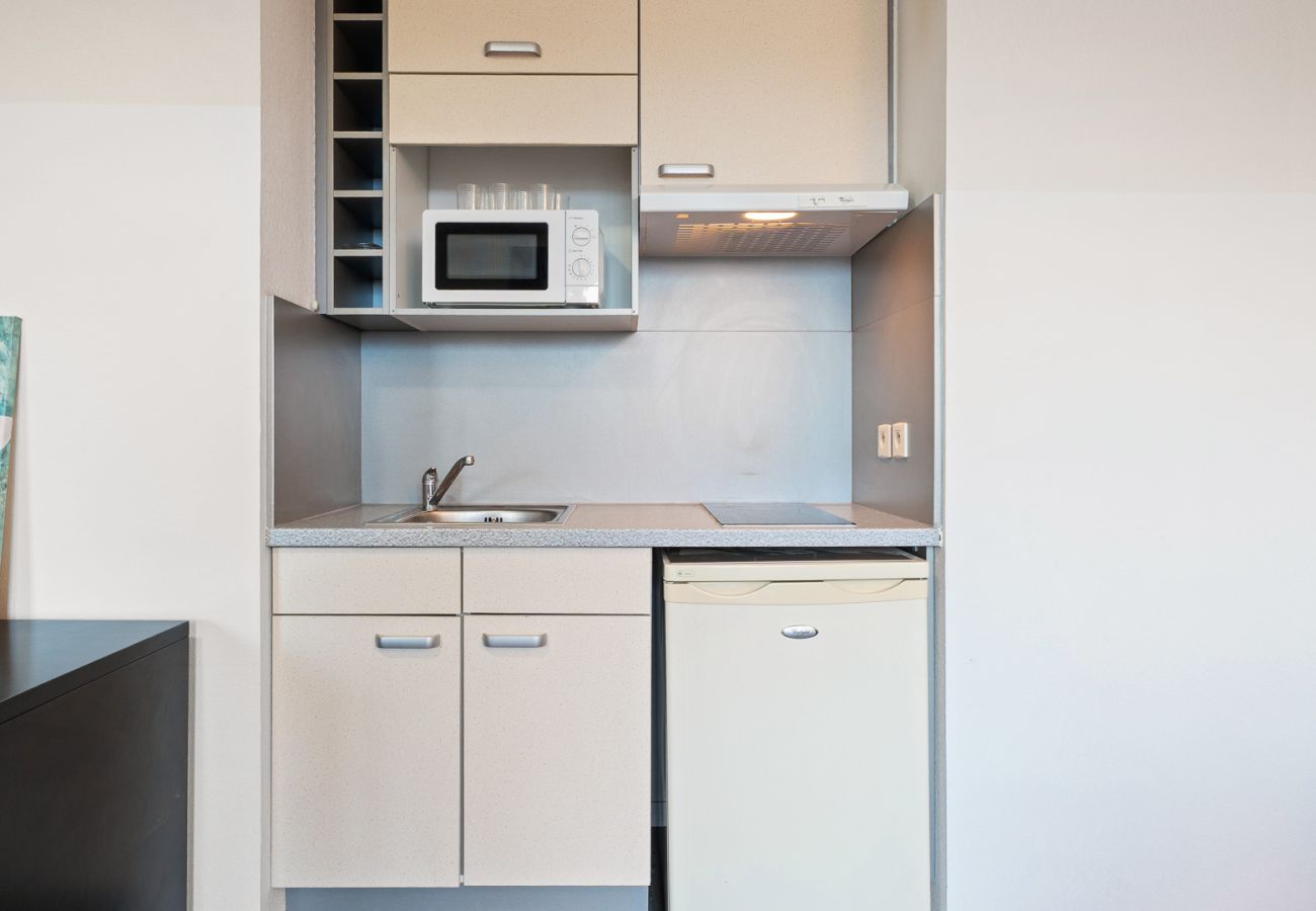 Apartment in Grasse - Bright apartment for 4 people, balcony, beautiful view