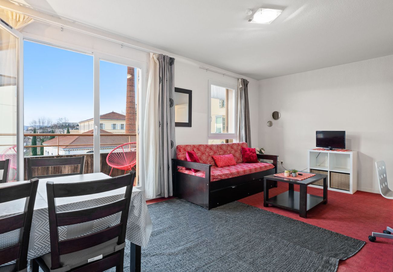 Apartment in Grasse - Bright apartment for 4 people, balcony, beautiful view