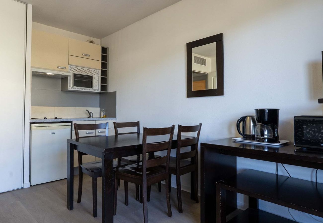 Apartment in Grasse - Charming apartment for 4 people, balcony, mountain view