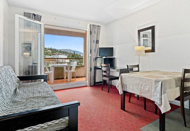 Apartment in Grasse - Charming apartment 4 people with mountain views