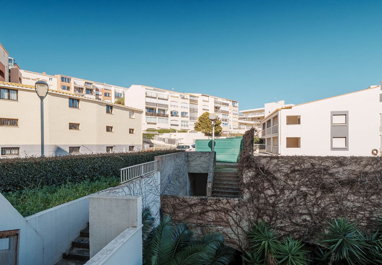 Apartment in Agde - Charming flat for 4 people, near the harbour