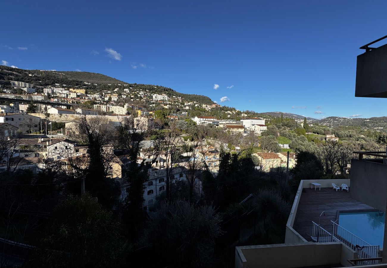 Apartment in Grasse - Charming apartment for 4 people with a balcony