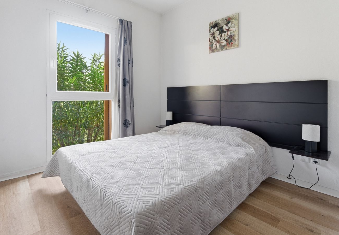 Apartment in Grasse - Air-conditioned, refurbished flat for 4 people with a balcony