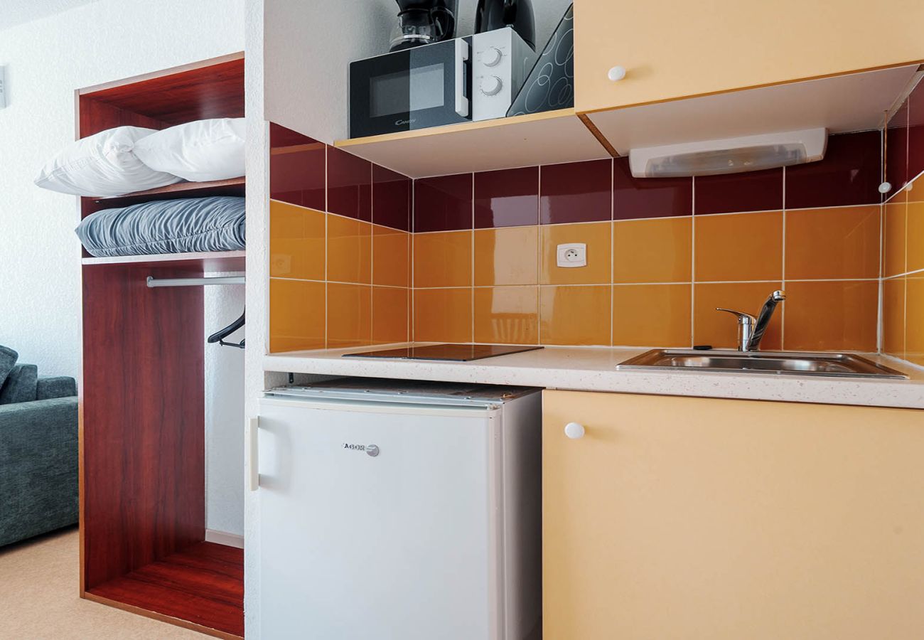 Studio in Agde - Small studio for 2 people, close to amenities 