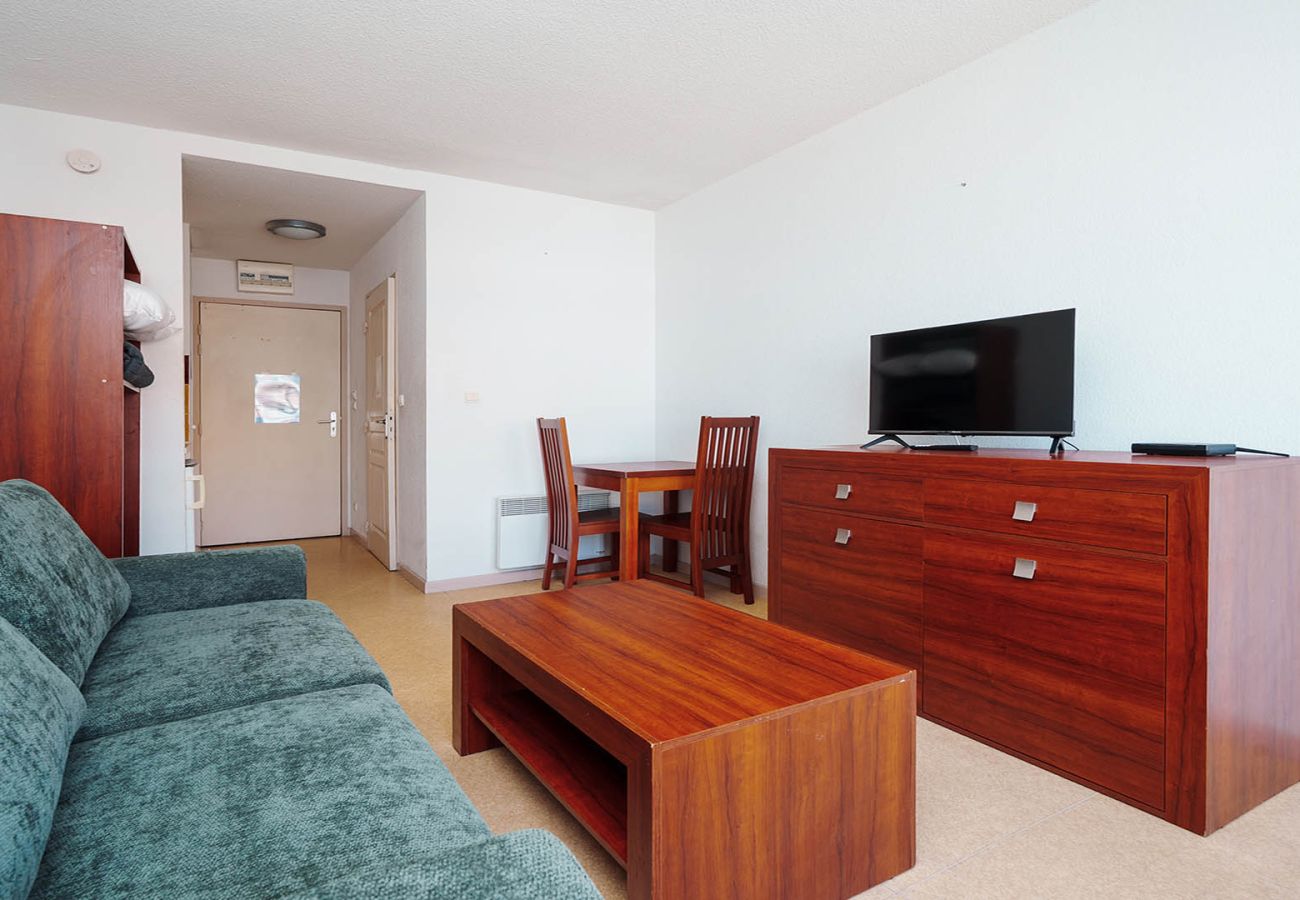 Studio in Agde - Small studio for 2 people, close to amenities 