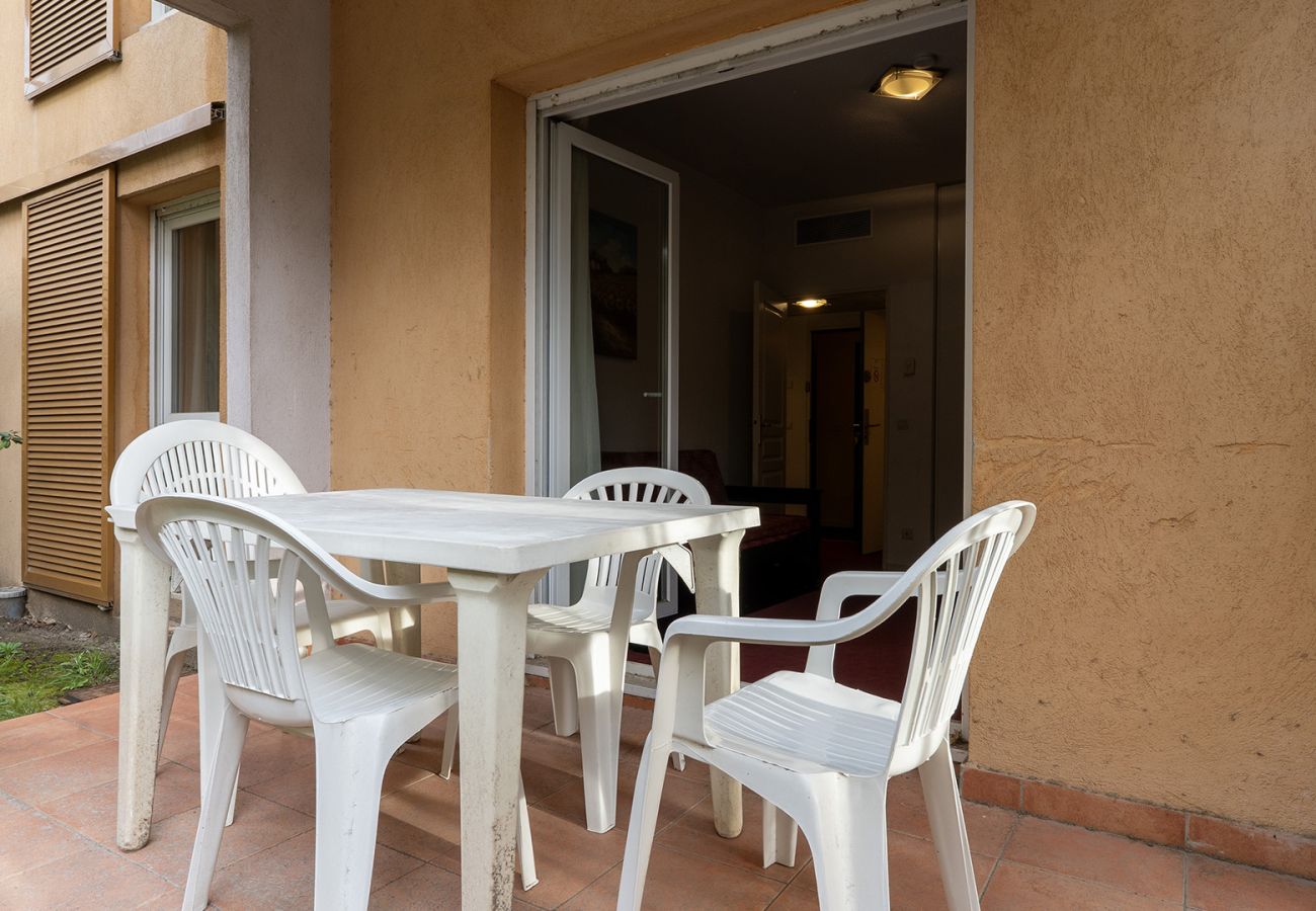 Apartment in Grasse - Nice apartment with a garden, sleeps 4