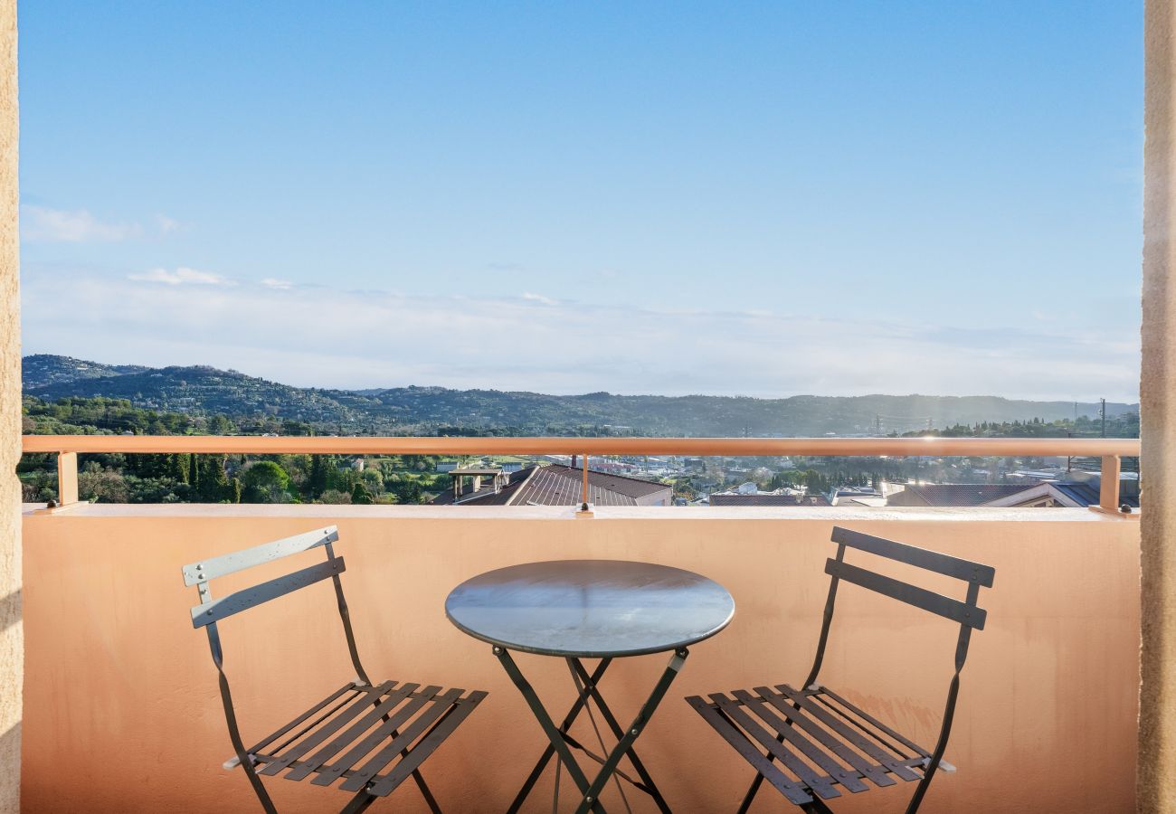 Apartment in Grasse - Charming apartment for 4 people, with a balcony
