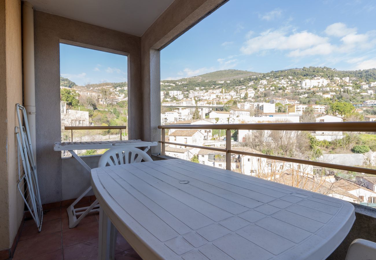 Apartment in Grasse - Charming flat for 4 people, near the harbour