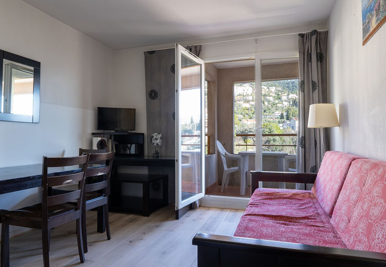 Apartment in Grasse - Bright apartment for 4 people, with a balcony