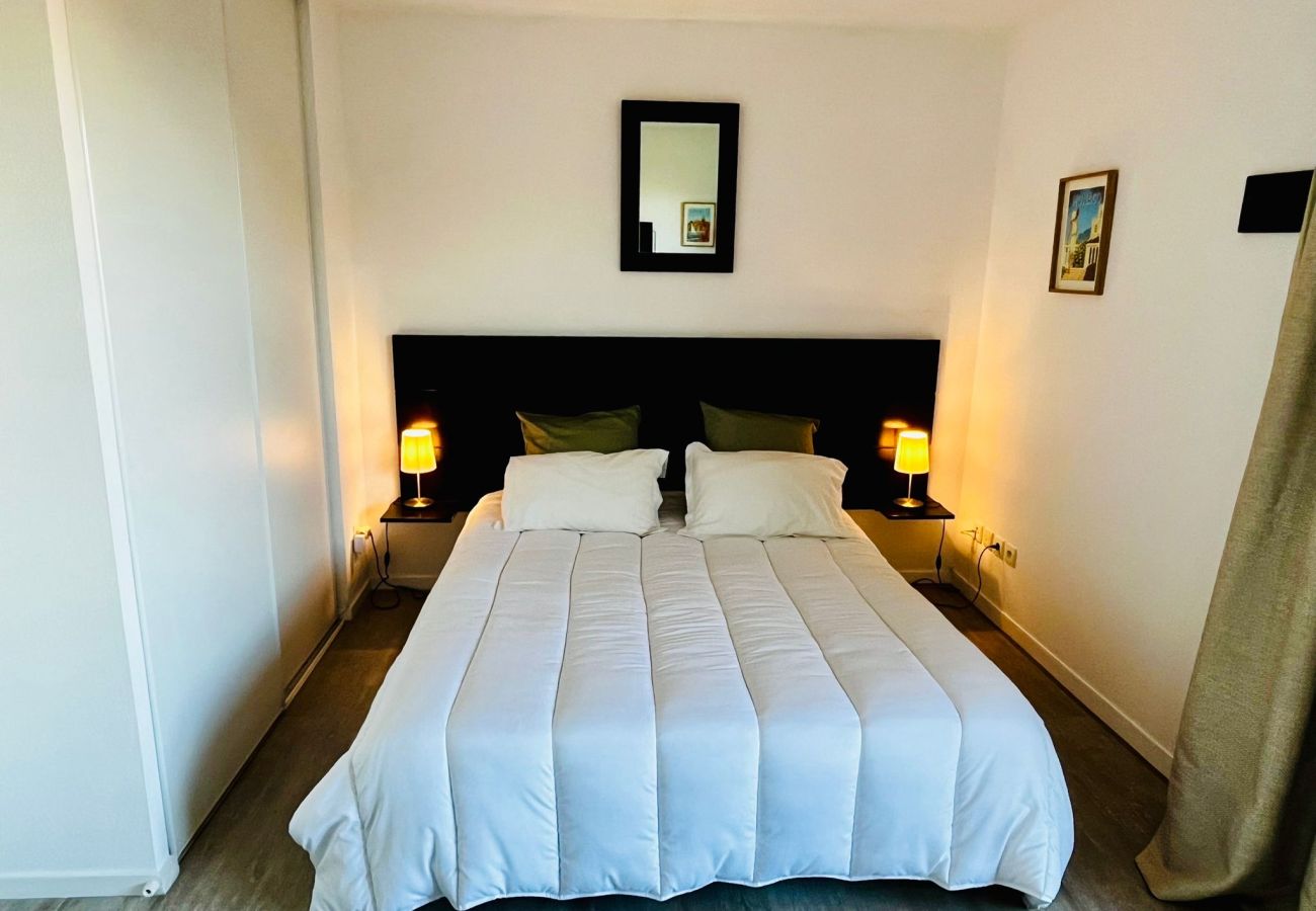 Studio in Grasse - Charming Studio for 2 people, near the shops