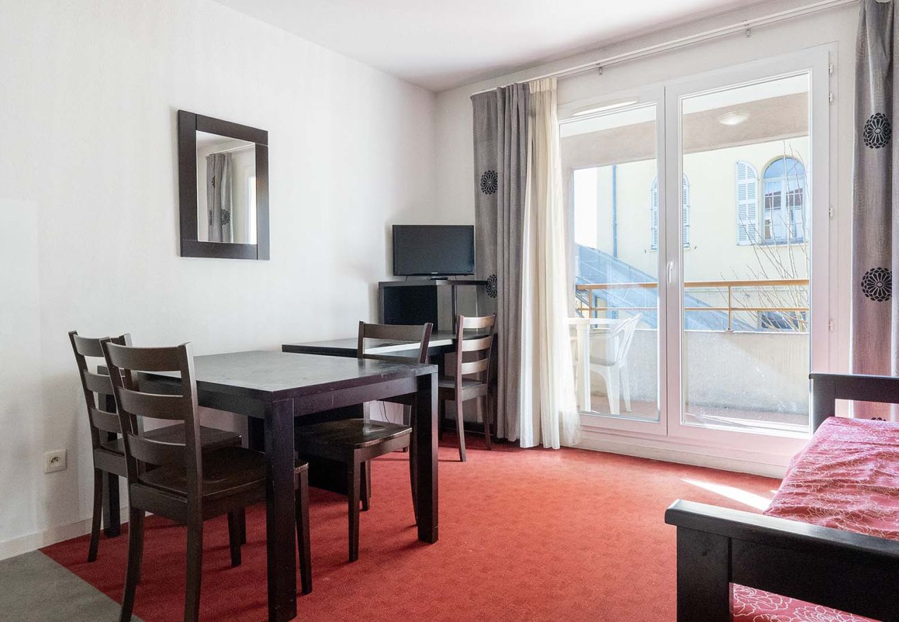 Apartment in Grasse - Beautiful, bright apart for 4 in the city center