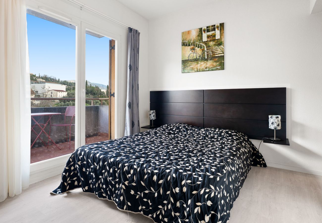 Studio in Grasse - Charming studio for 2 people, near the shops