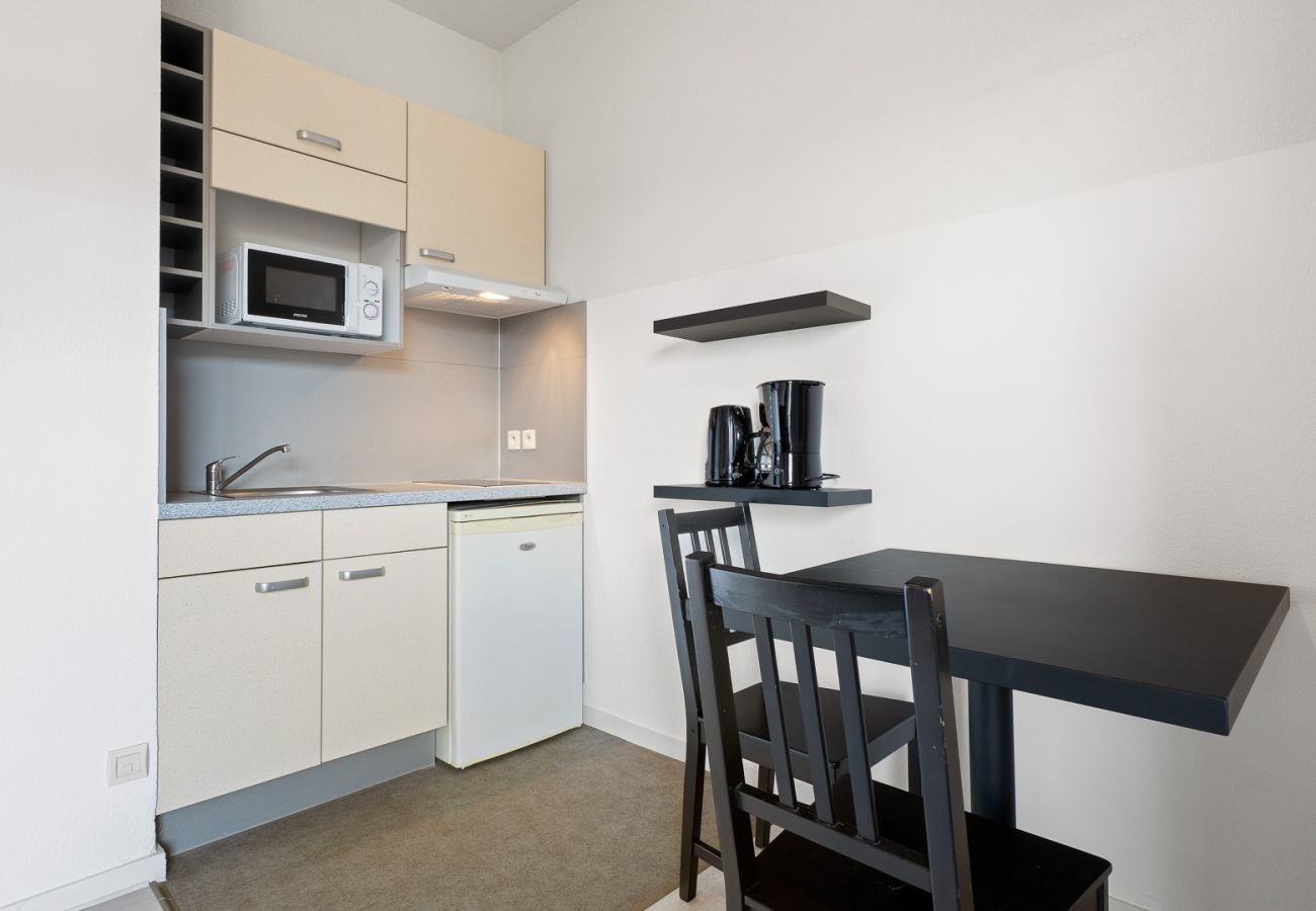 Studio in Grasse - Charming studio for 2 people, near the shops