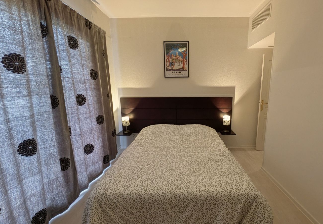 Studio in Grasse - Charming studio for 2 people, near the shops