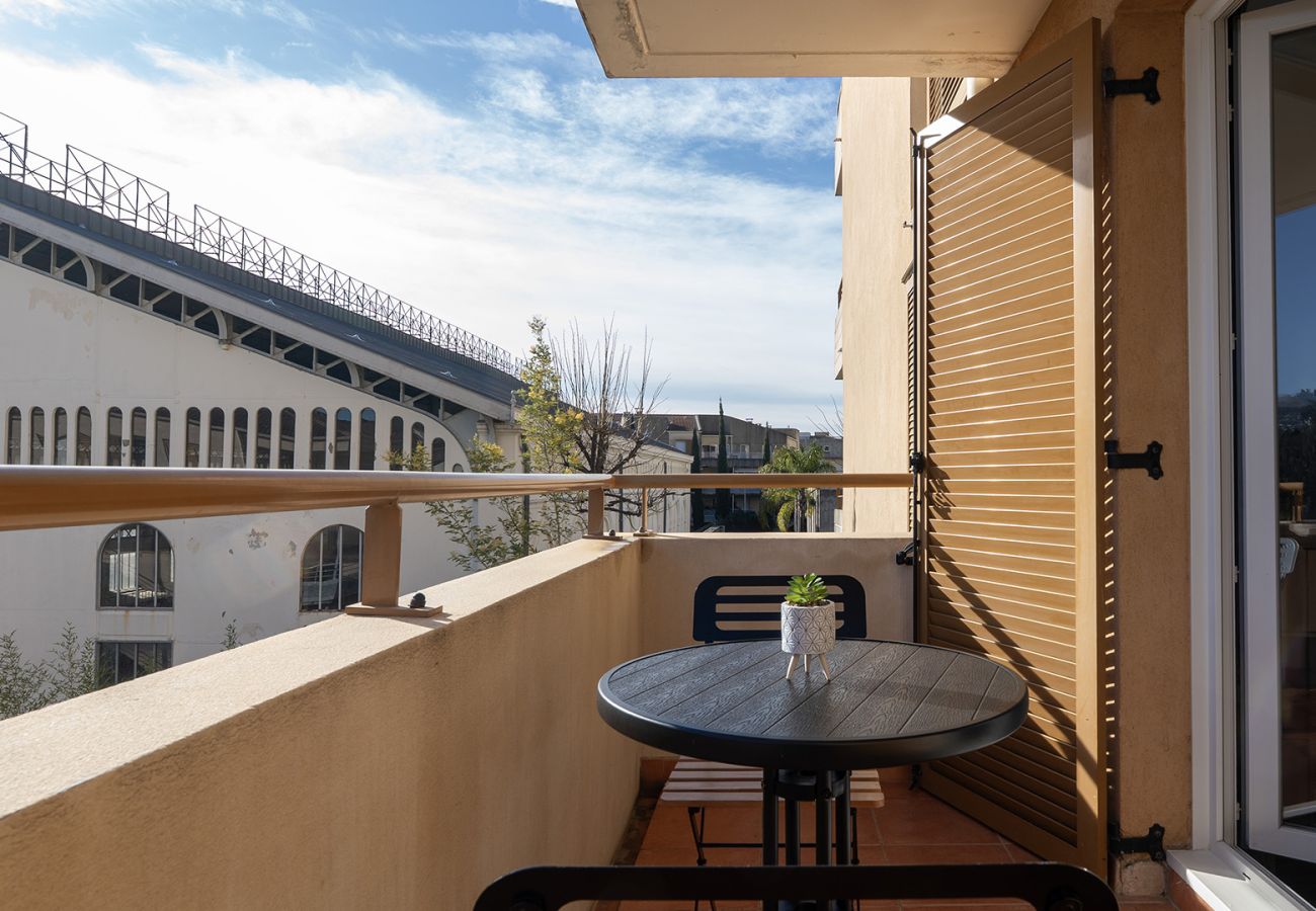 Studio in Grasse - Air-conditioned studio for 2 people, near the shops