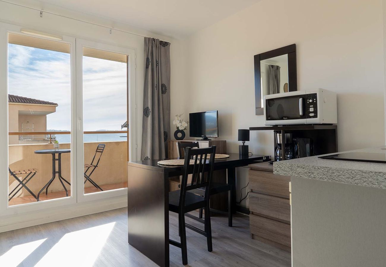 Studio in Grasse - Air-conditioned studio for 2 people, near the shops