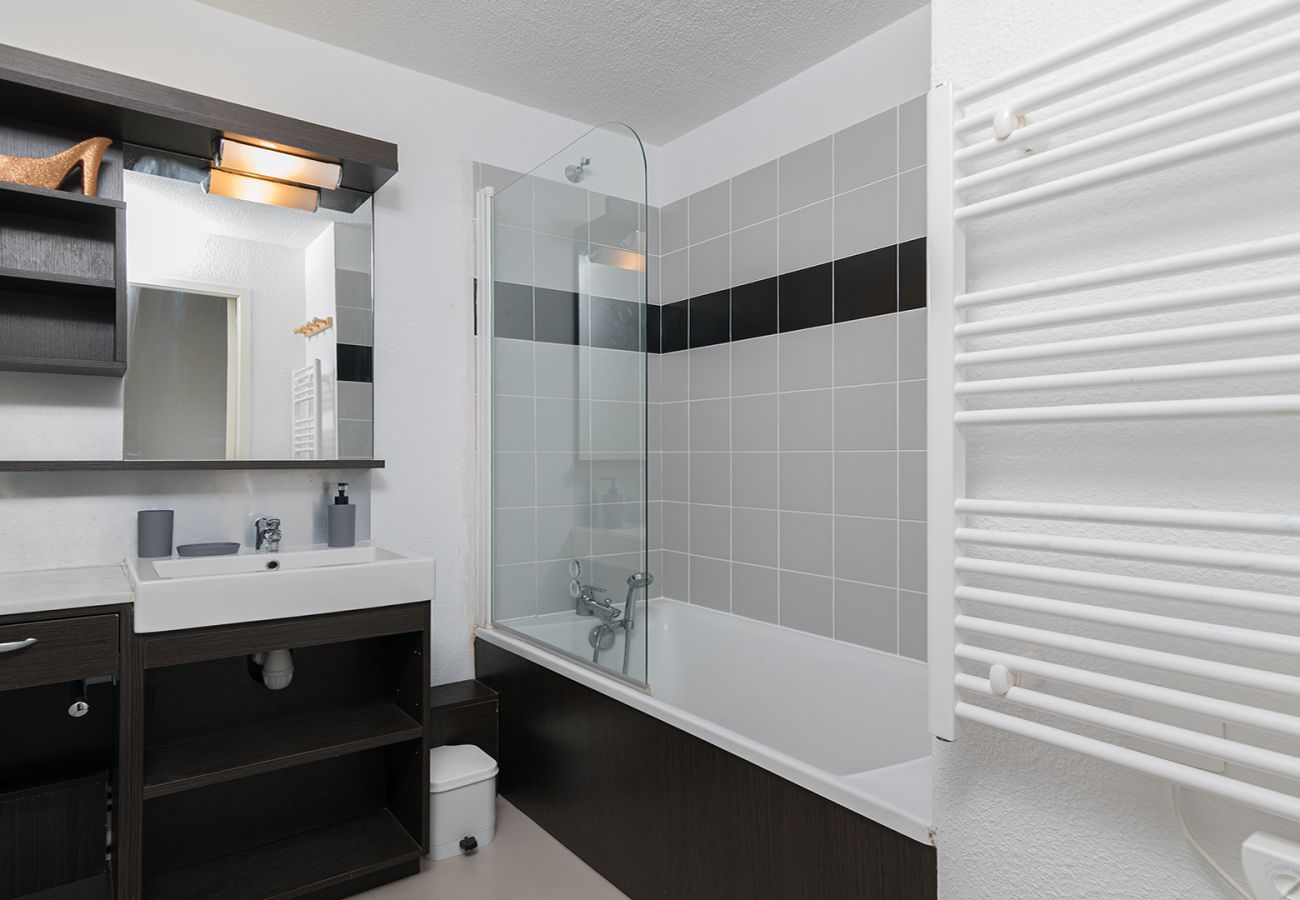 Apartment in Allos - Spacious Family Duplex Apartment - Right on the slopes - Sleeps 9