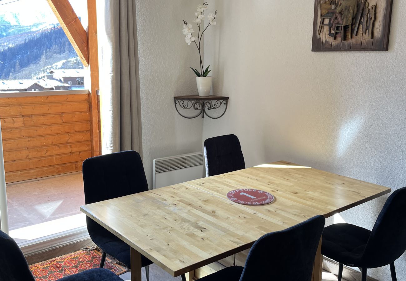 Apartment in Allos - Spacious Family Duplex Apartment - Right on the slopes - Sleeps 9