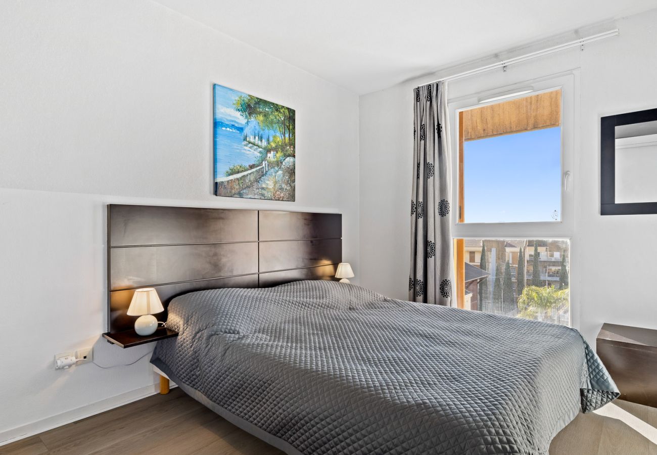 Apartment in Grasse - Bright flat for 4 people, right next to the shops