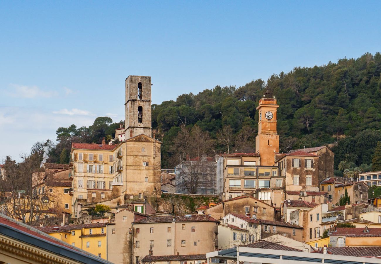 Apartment in Grasse - Bright flat for 4 people, right next to the shops