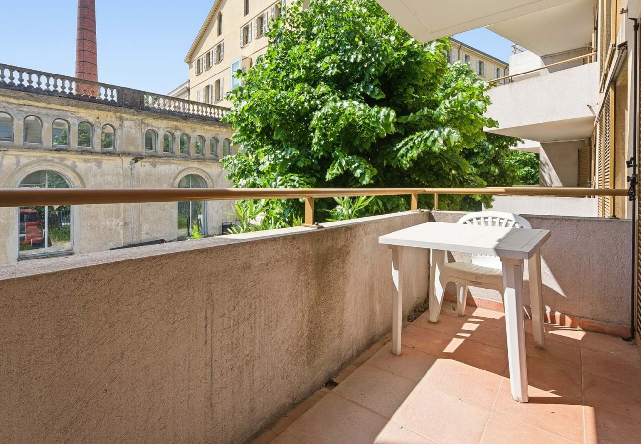 Apartment in Grasse - Apartment for 4 people, with a balcony 