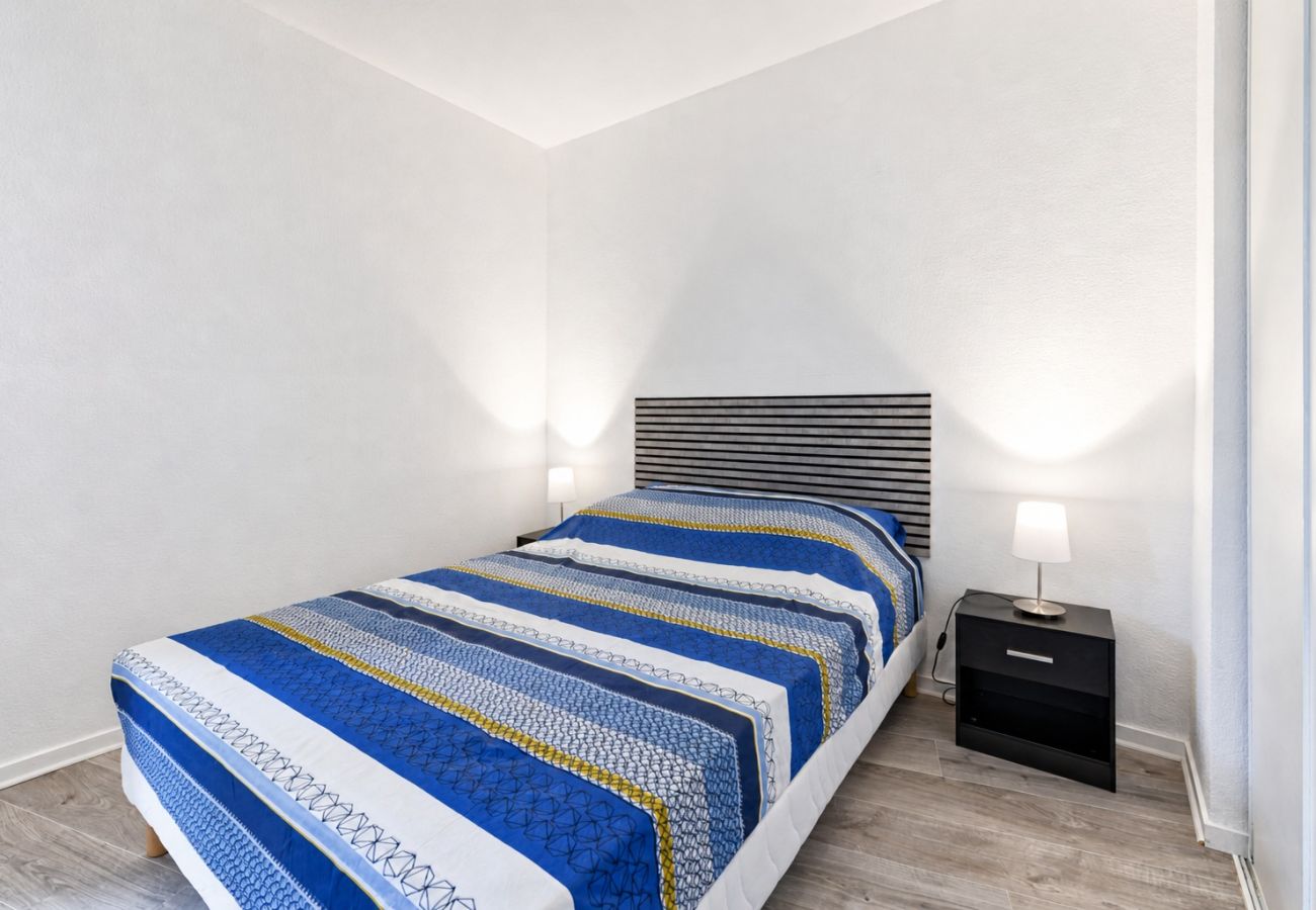 Studio in Grasse - Charming Studio - Sleeps 2 - Bright