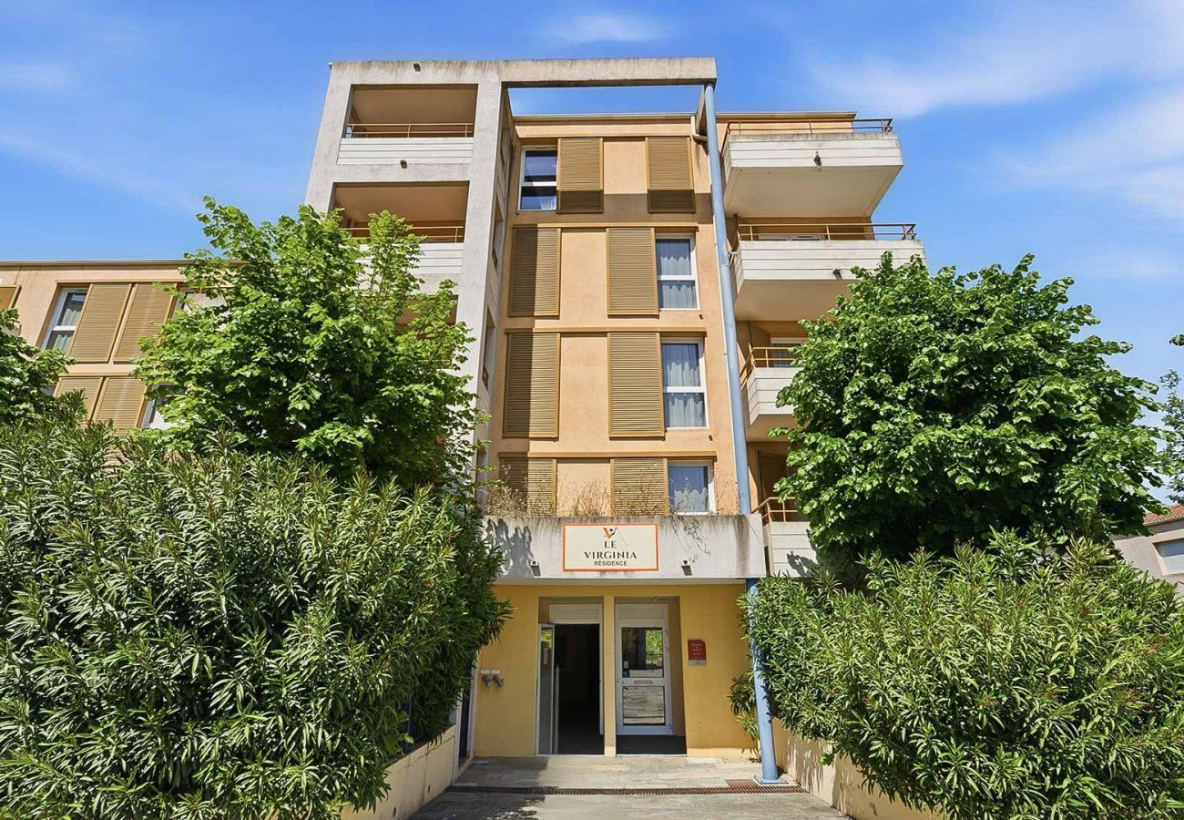 Studio in Grasse - Charming Studio - Sleeps 2 - bright