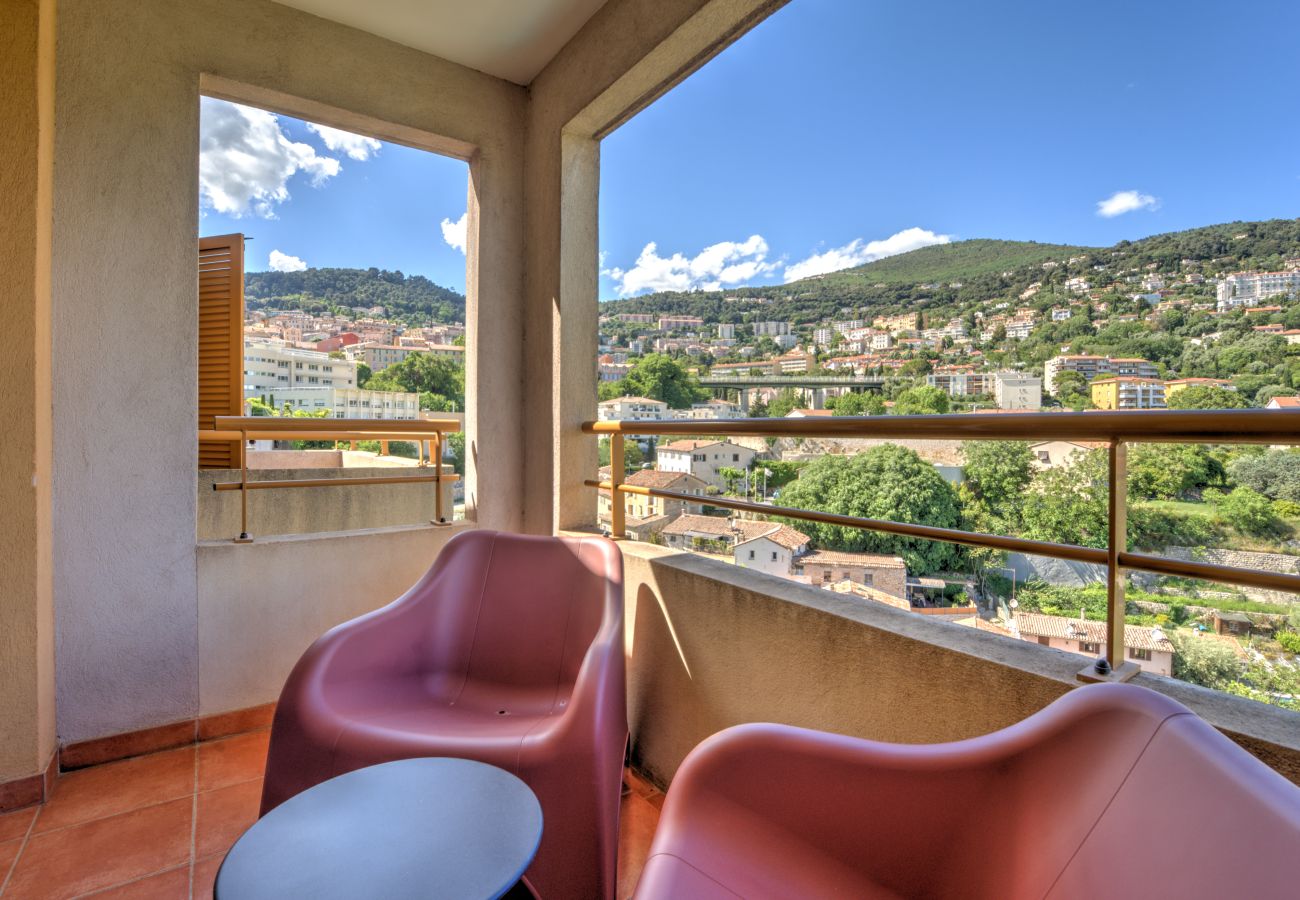 Apartment in Grasse - Bright apartment for 4 people, with balcony