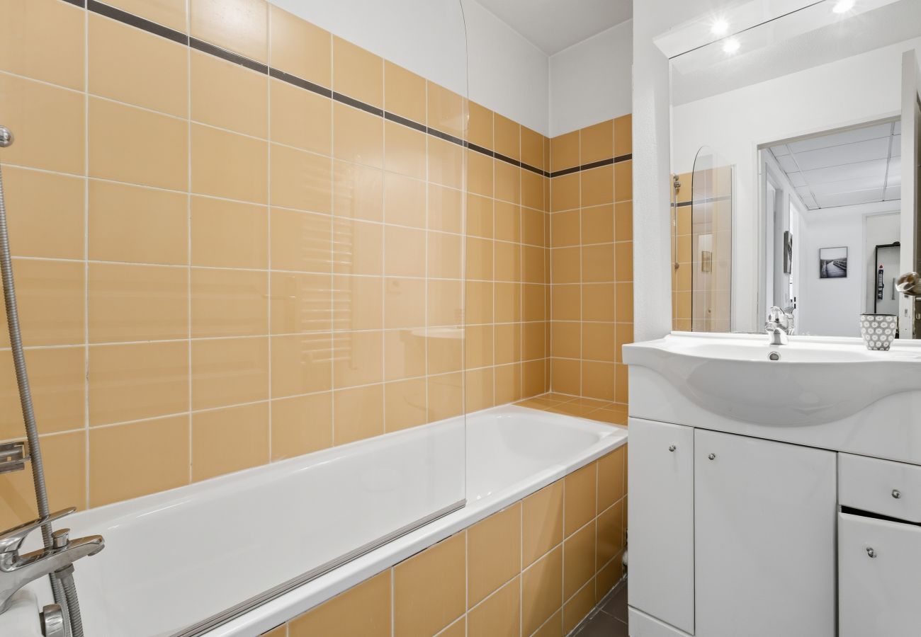 Apartment in Grasse - Bright apartment for 4 people, with balcony