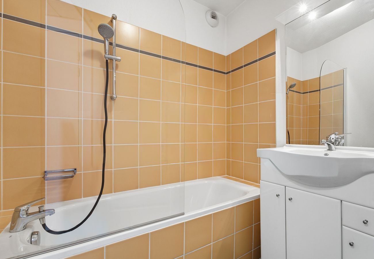 Studio in Grasse - Air-conditioned studio for 2 people, near the shops