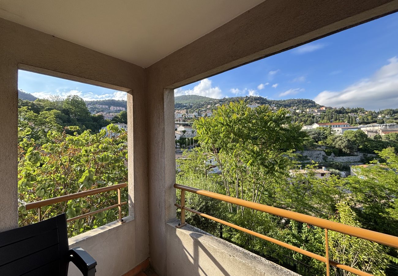 Apartment in Grasse - Bright apartment for 4 people, with a balcony