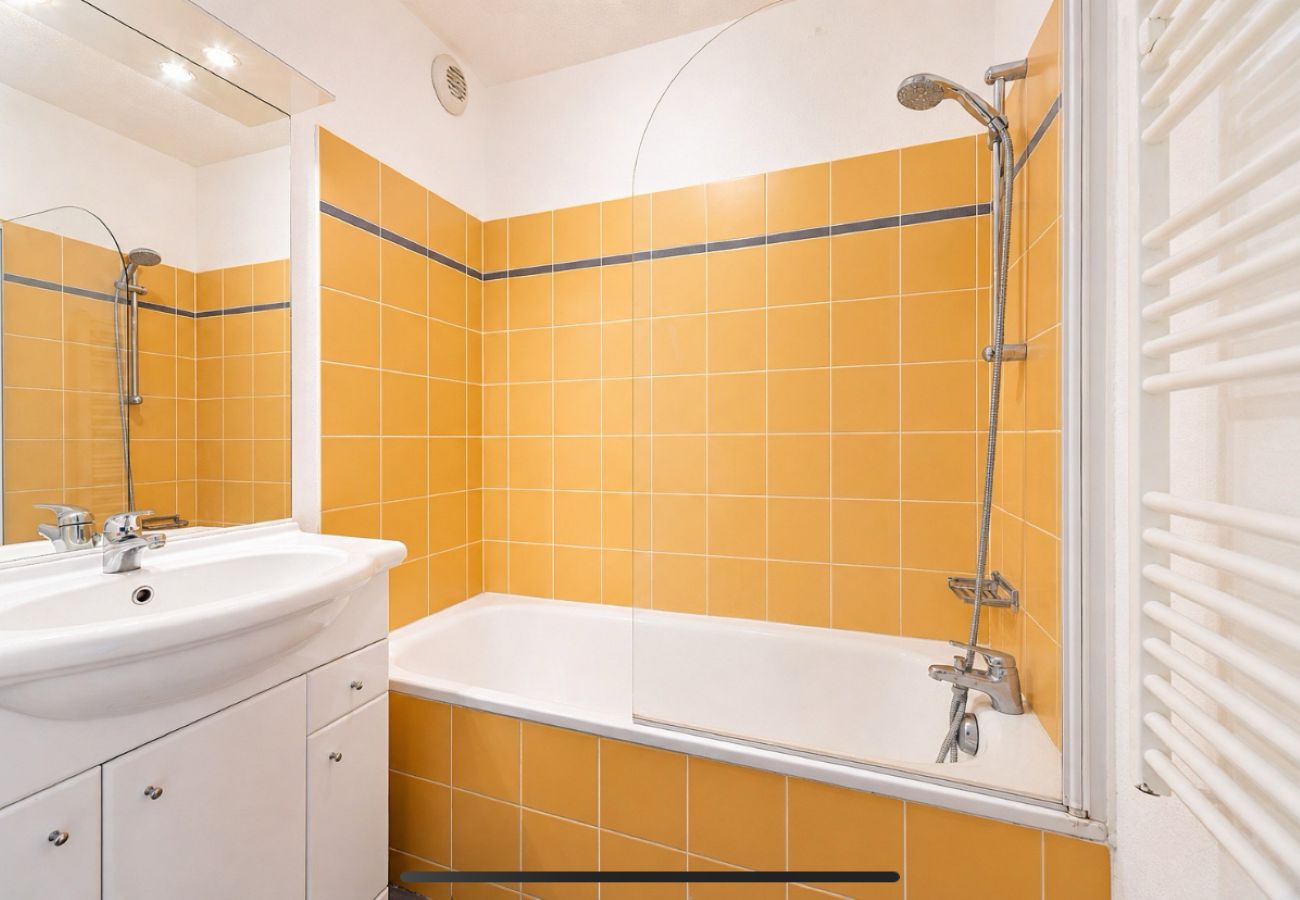 Apartment in Grasse - Bright apartment for 4 people, with a balcony