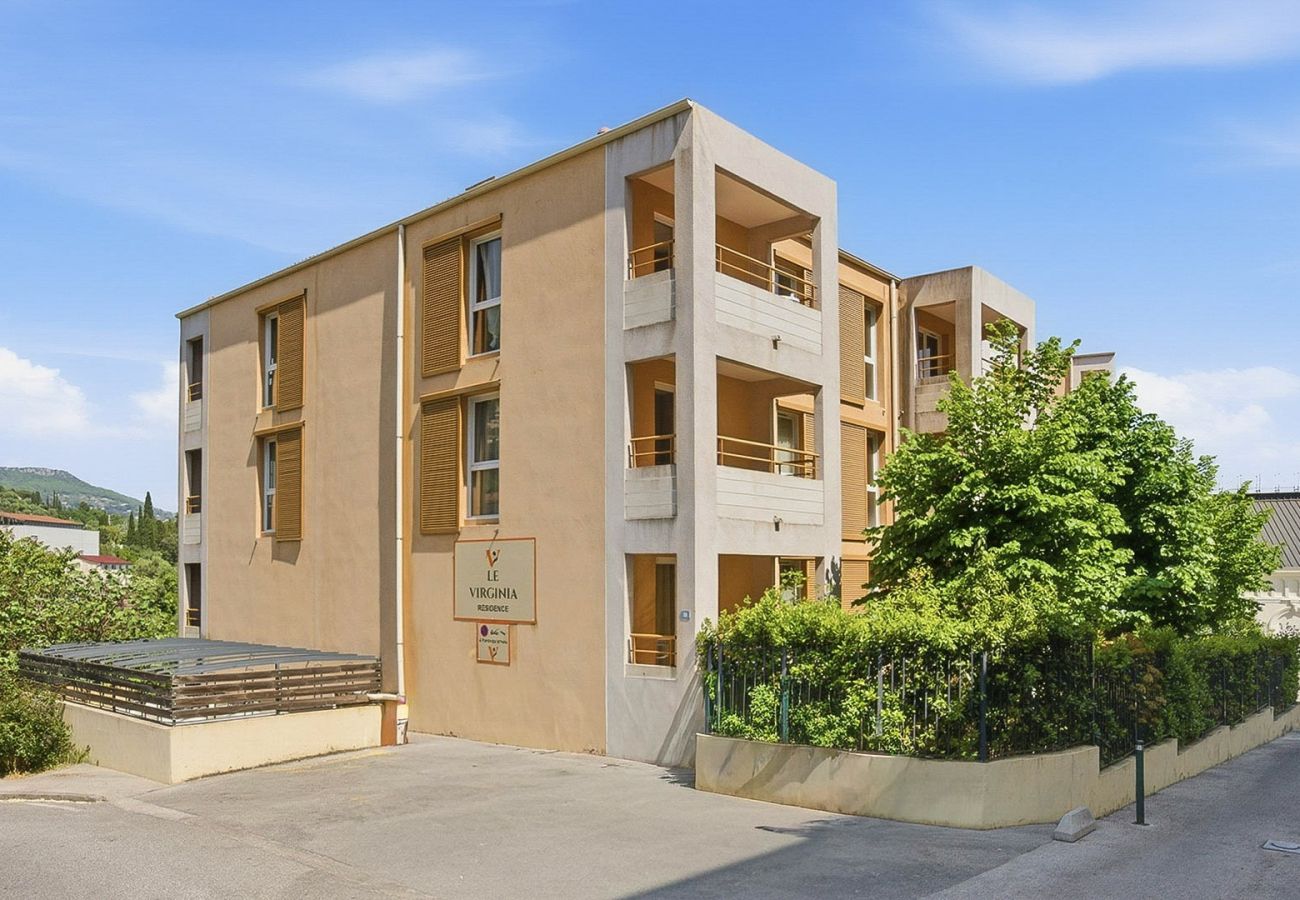 Apartment in Grasse - Charming flat for 4 people, right next to the shops