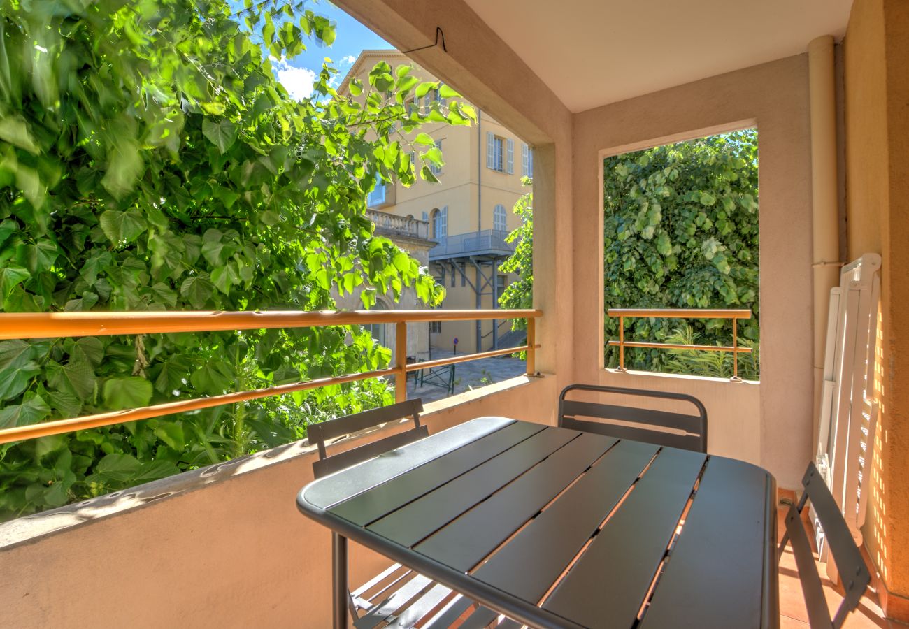 Apartment in Grasse - Bright apartment for 4 people, with a balcony
