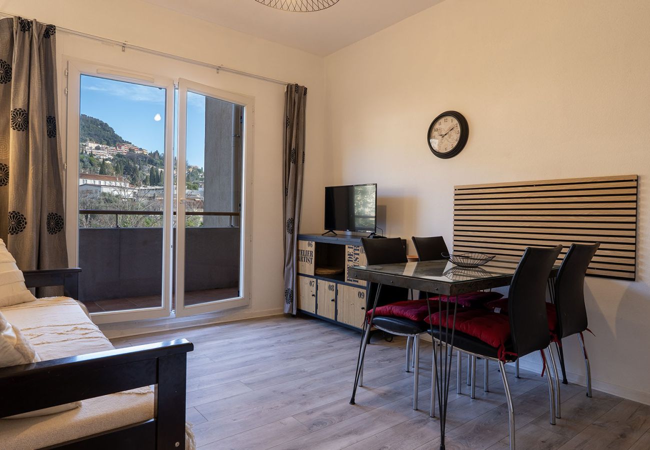 Apartment in Grasse - Bright apartment for 4 persons with a mountain view