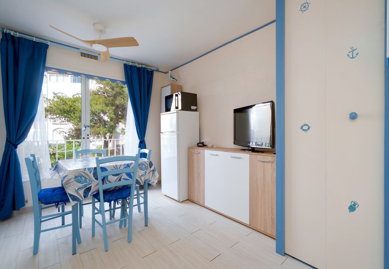 Studio in Agde - Studio for 4 people, near the beach