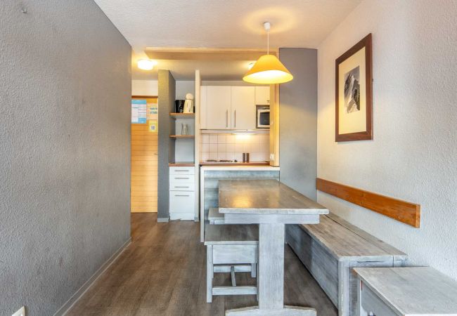 Apartment in Tignes - Apartment for 4 people, with a balcony, near the ski slopes