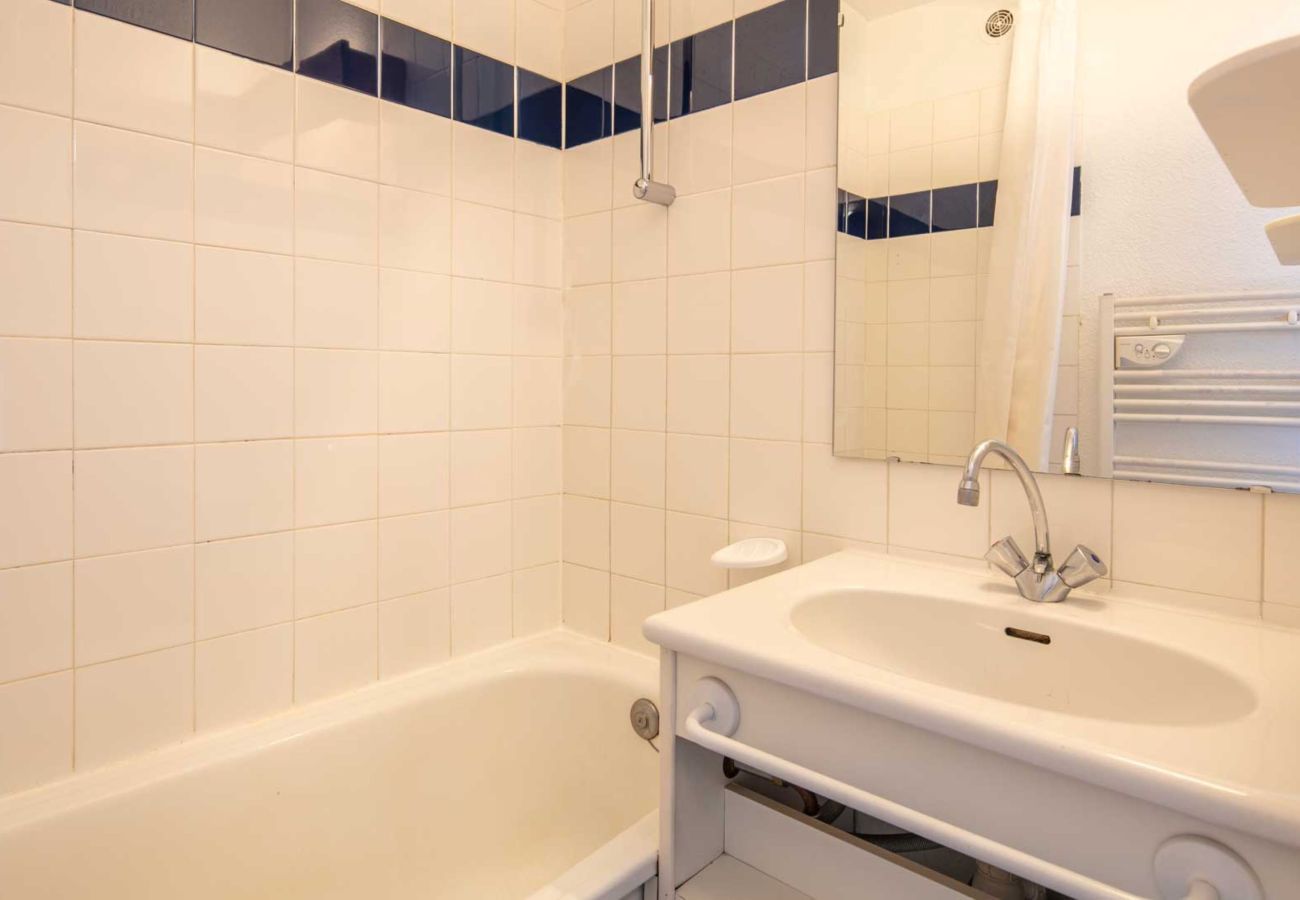 Studio in Tignes - Charming studio for 4 people, with a balcony and a view of the ski slope