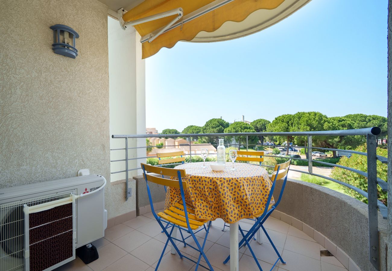 Apartment in Le Grau-du-Roi - Bright apartment for 4 persons with a natural view