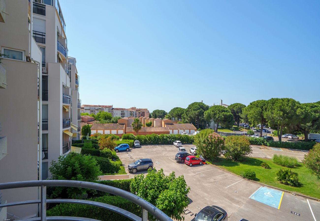 Apartment in Le Grau-du-Roi - Bright apartment for 4 persons with a natural view