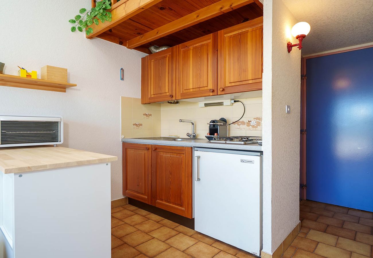 Apartment in Agde - Bright apartment for 4 people near Aqualand