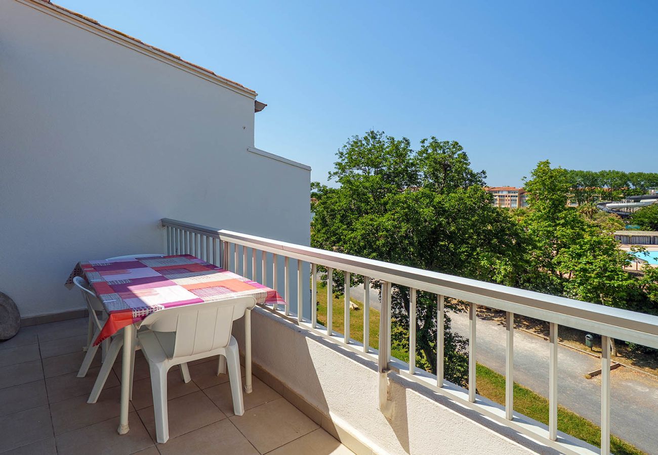 Apartment in Agde - Bright apartment for 4 people near Aqualand