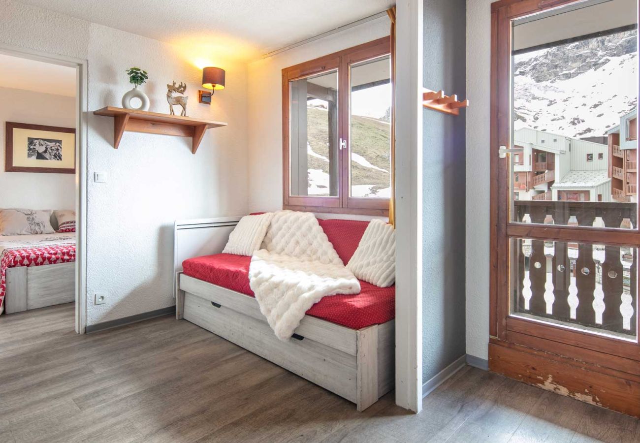 Apartment in Tignes - Bright cabin apartment for 6 people with a ski slopes view