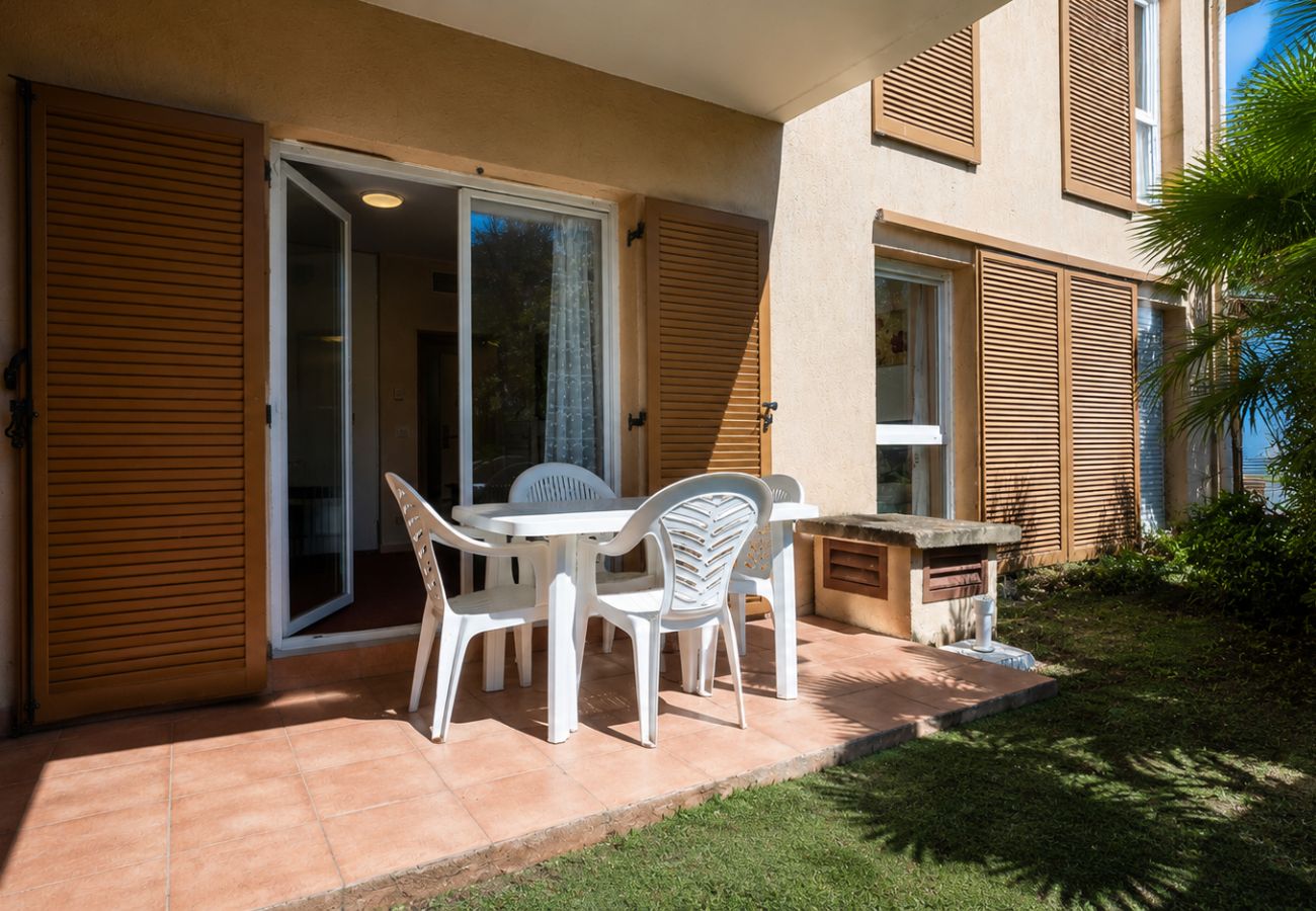 Apartment in Grasse - Apartment with a pool and a large terrace