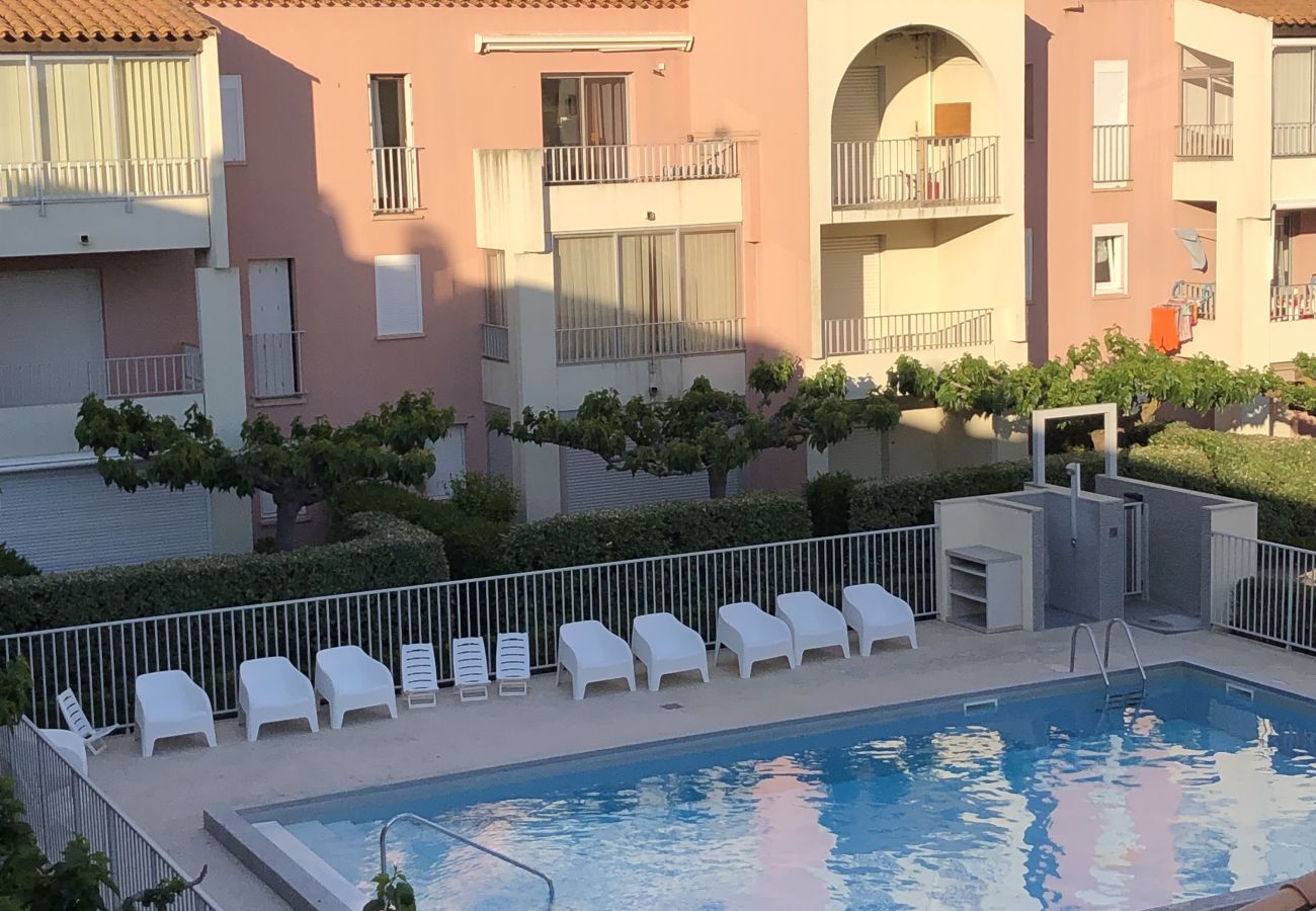 Apartment in Agde - Apartment in Cap d'Agde, with a pool and parking