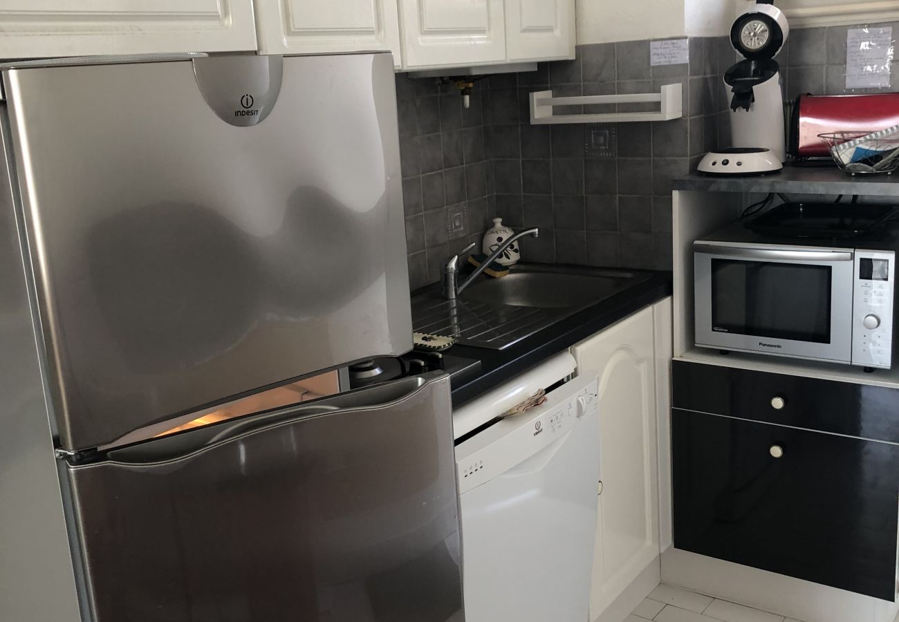Apartment in Agde - Apartment in Cap d'Agde, with a pool and parking