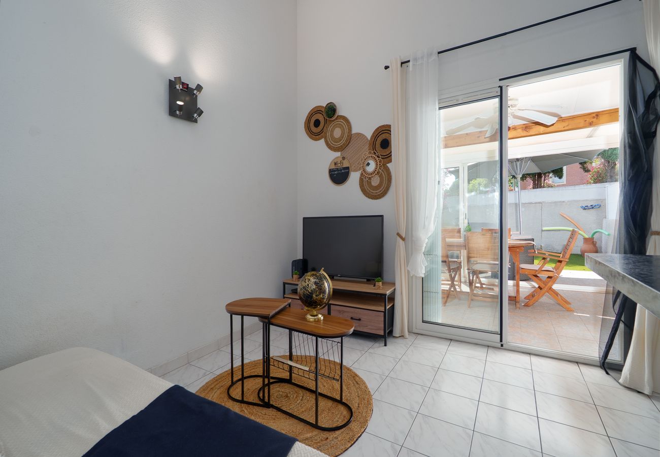 Apartment in Agde - House with a garden and a nearby beach