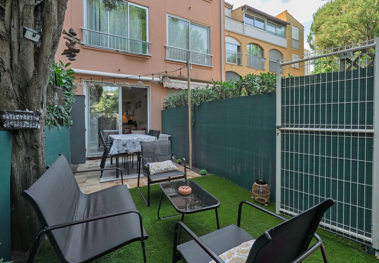 Studio in Agde - Renovated studio with a garden near the sea