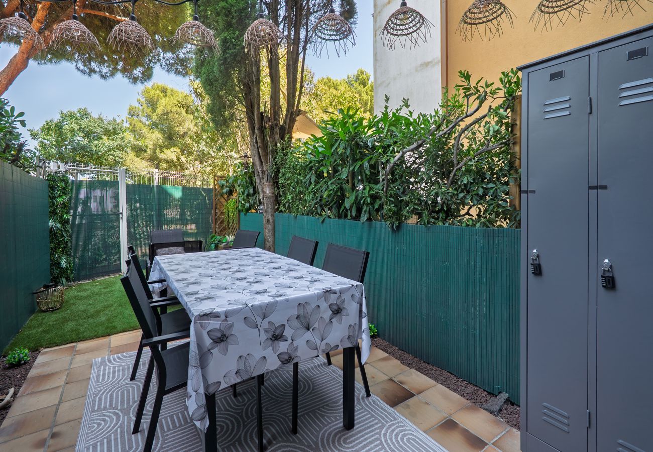 Studio in Agde - Renovated studio with a garden near the sea