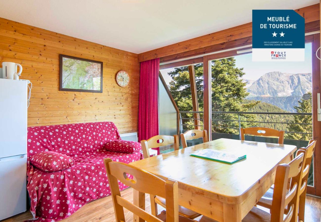 Apartment in Chamrousse - Family apartment with a balcony overlooking the mountains